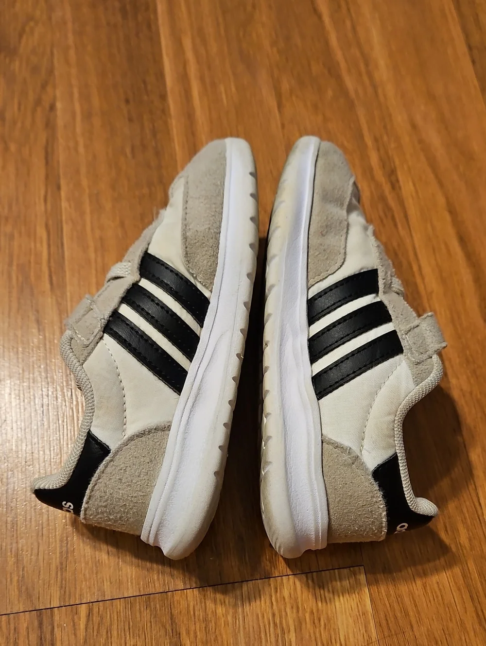 Adidas Run 70s 2.0 Shoes Size 10